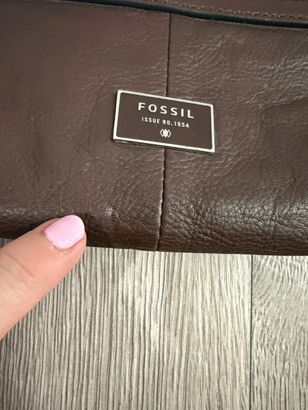 Fossil Dark Brown Leather Messenger Crossbody‎
